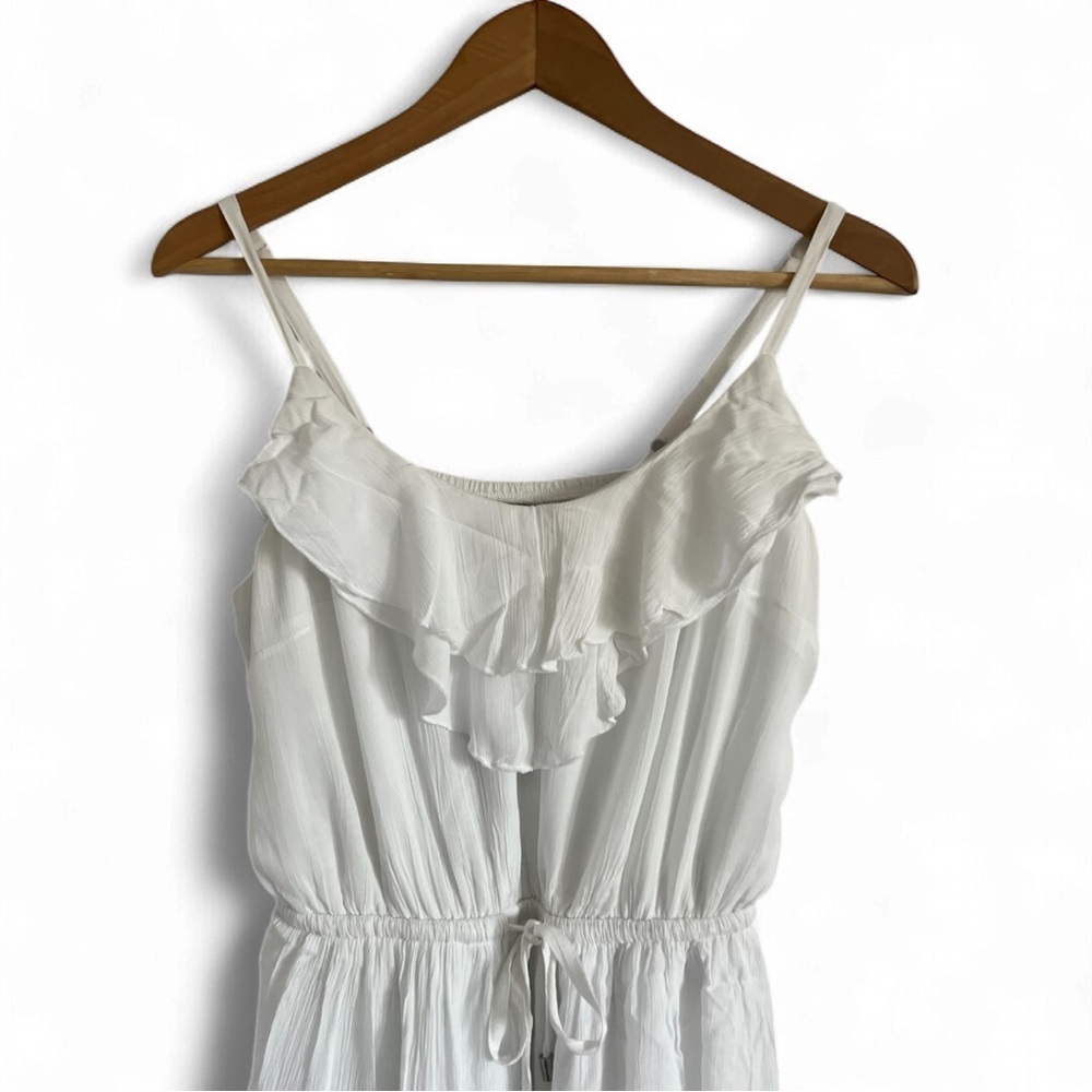 Dynamite White Ruffle Mini Dress with Lace Hem - Picture 2 of 4